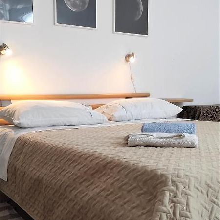 Apartments Ljilja Sea View Слатине Экстерьер фото