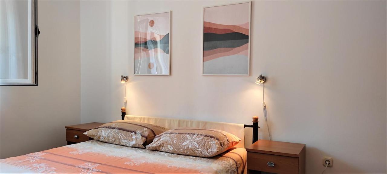 Apartments Ljilja Sea View Слатине Экстерьер фото